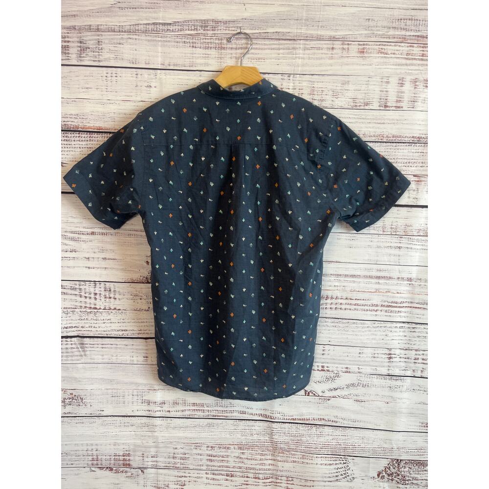 Patagonia Worn Wear
Men's Go-To Shirt Organic cotton size medium - Picture 7 of 12